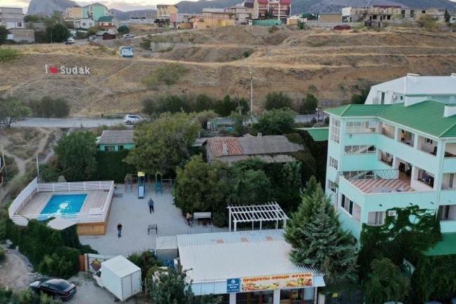 Продажа домов в поселке городского типа Орджоникидзе в Феодосии