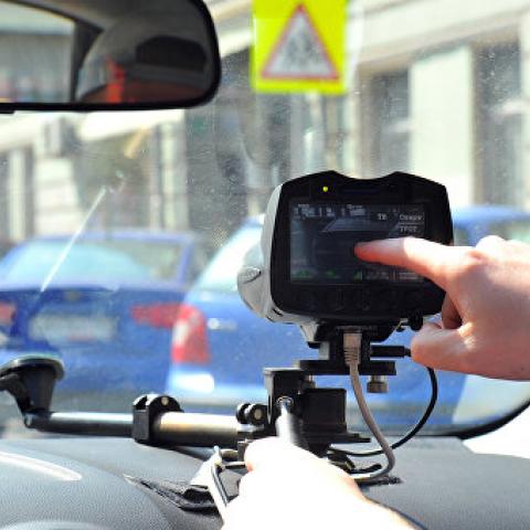 Где на дорогах Крыма установят камеры и будут работать "Парконы"