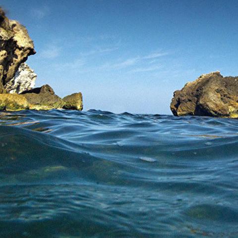 Пресная вода для Крыма из Азовского моря: началась разработка скважин 