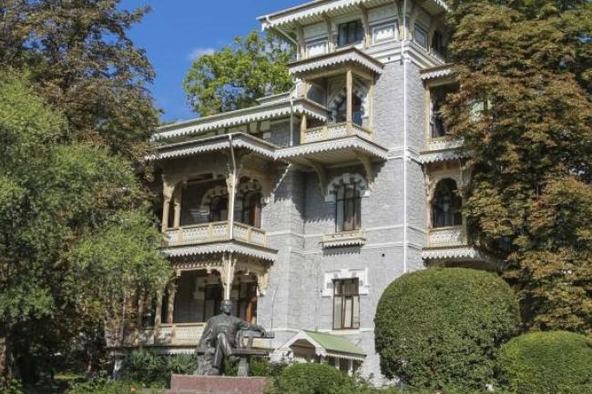 КОРПУС ГАГАРИНСКИЙ